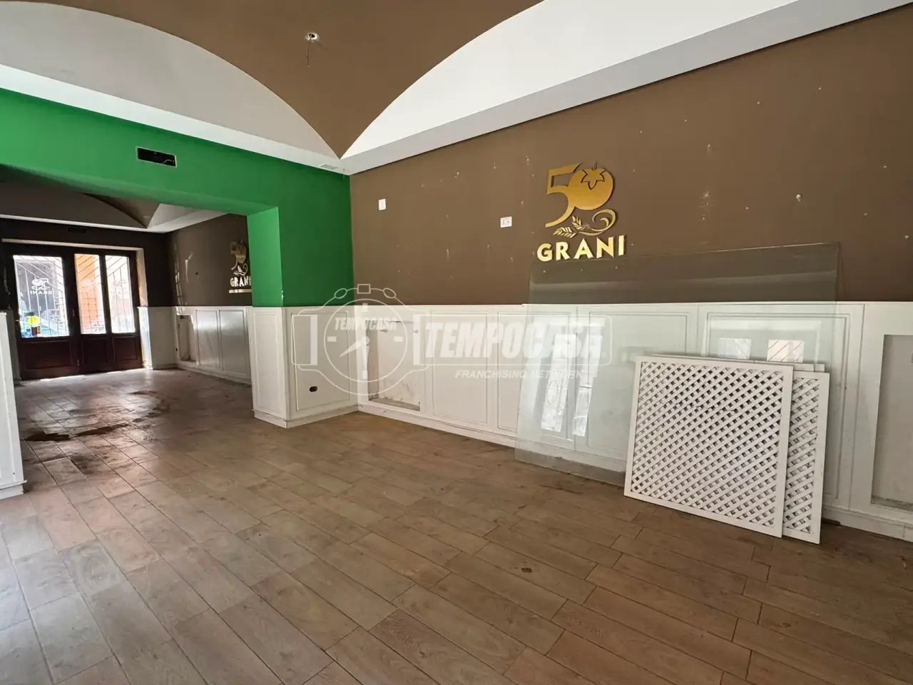 Negozio in Via Giuseppe Mazzini, Pozzuoli, {3} - Foto 1