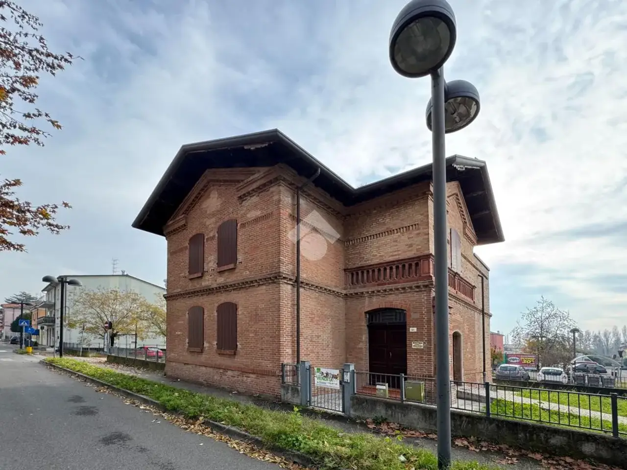 Ufficio in Via Martiri della Libertà 61, Massa Lombarda, {3} - Foto 1