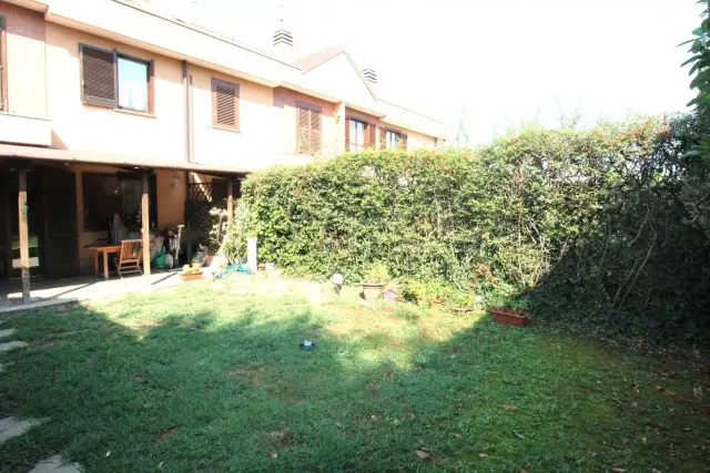 Terraced house in Via Francesco Borromini 38, Biassono - Photo 1