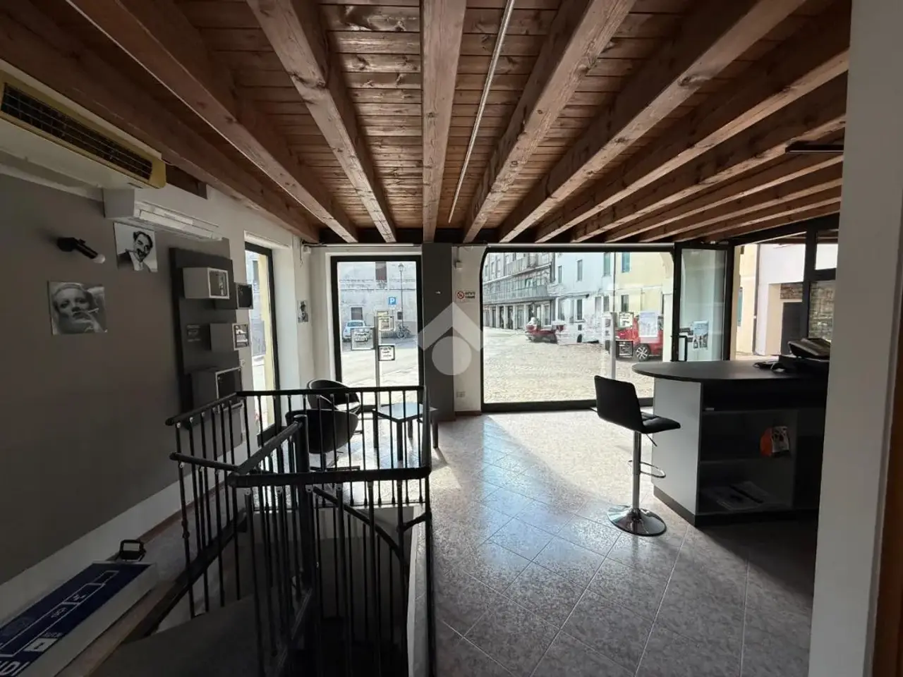 Negozio in Via C. del Prete 89, Thiene, {3} - Foto 1