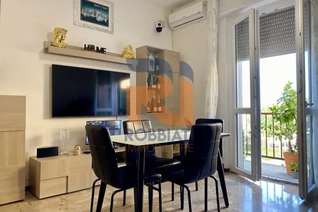 2-room flat in Via Bottini, Pavia - Photo 1