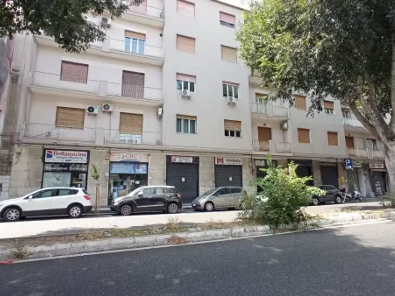 Negozio in Via Giuseppe La Farina, Messina, {3} - Foto 1