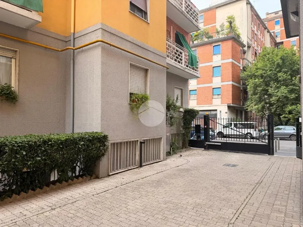 Laboratorio in Via Arcivescovo Romilli 17, Milano, {3} - Foto 2
