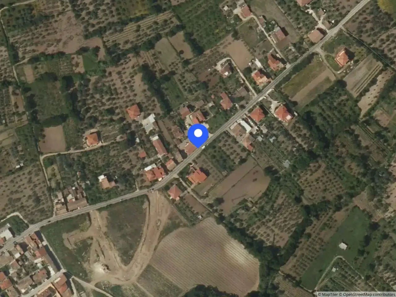 Fabbricato misto in Via Filaro, 81037 San Castrese Ce, Italia 81037, Sessa Aurunca, {3} - Foto 1