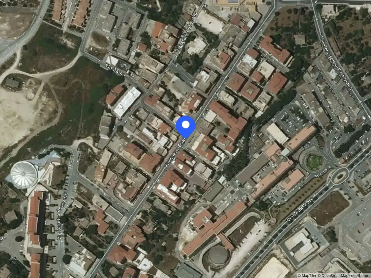 Negozio in Via Sacro Cuore, 105, 97015 Modica Rg, Italia 105, Modica, {3} - Foto 2
