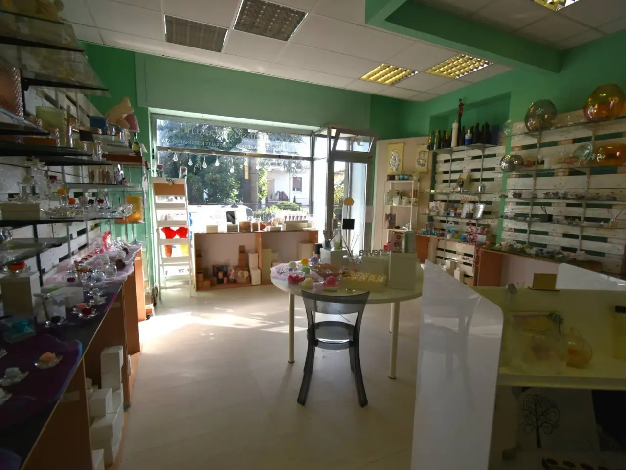Esercizio commerciale in Obizzone da Bernareggio 43, Bernareggio, {3} - Foto 2