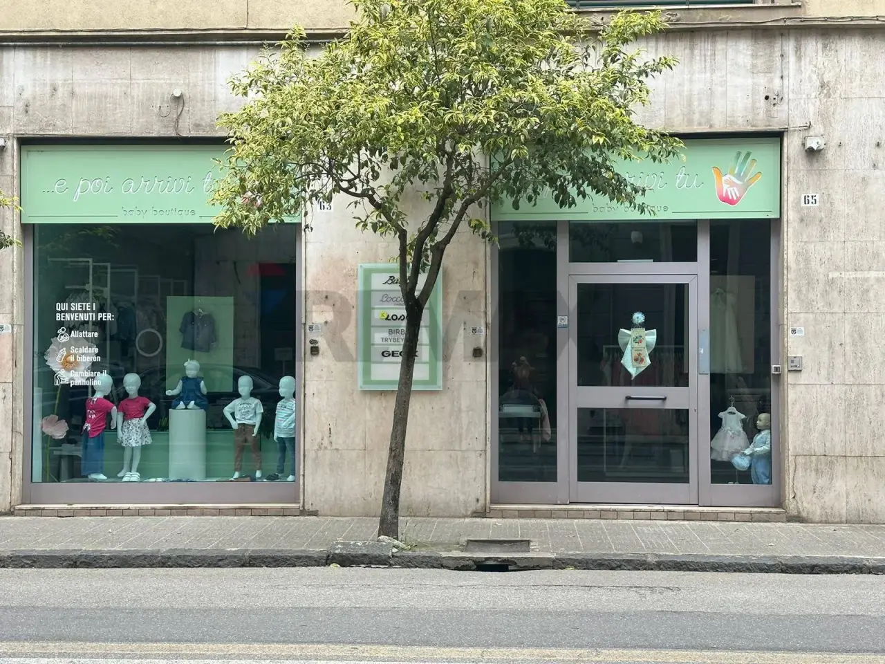 Negozio in Via Montesanto 63/65, Cosenza, {3} - Foto 1
