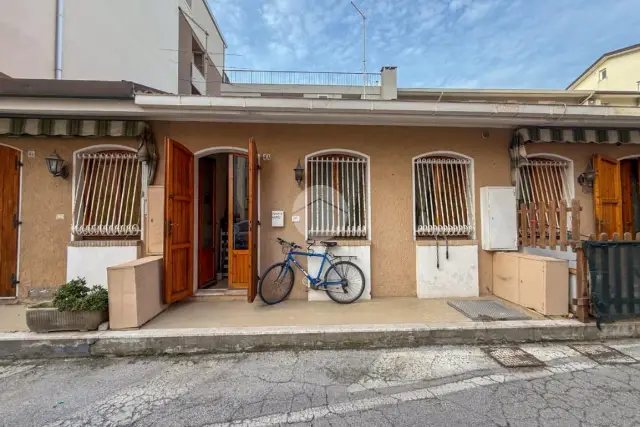 Bilocale in vendita, Via E. De Amicis, Gabicce Mare - Foto 1