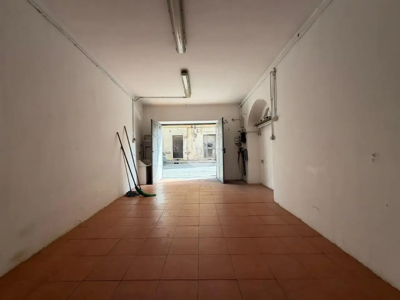 Magazzino in Via Evandro Ferri, Genova, {3} - Foto 2