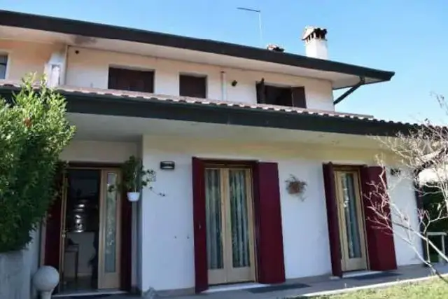 Terraced house in Via Giuseppe Taliercio, Spresiano - Photo 1