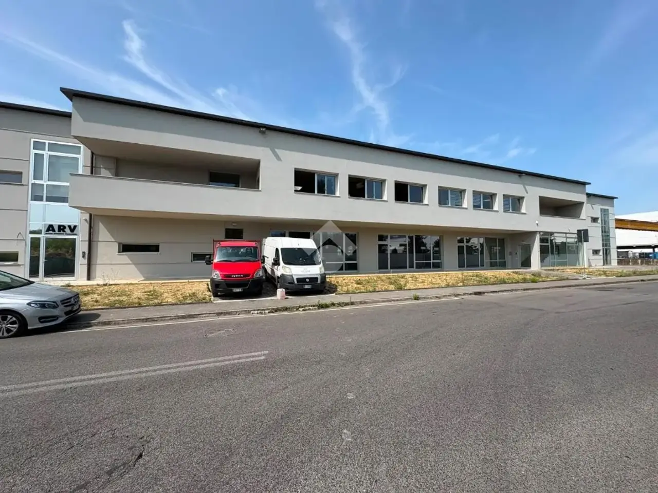 Palazzina commerciale in Via dell'Energia 11, San Giovanni Valdarno, {3} - Foto 1