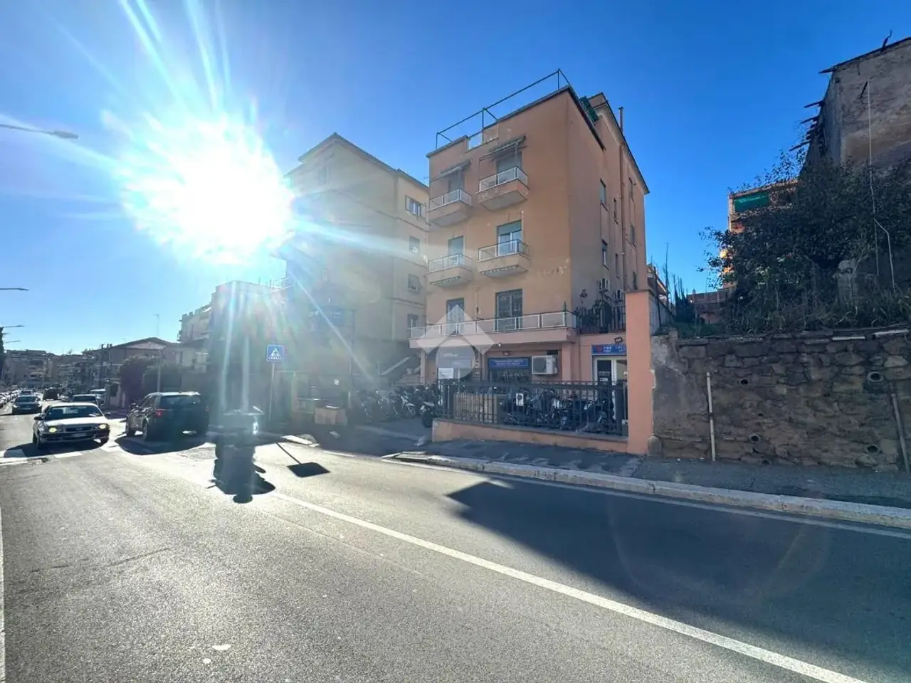 Negozio in Via della Pisana 70, Roma, {3} - Foto 1