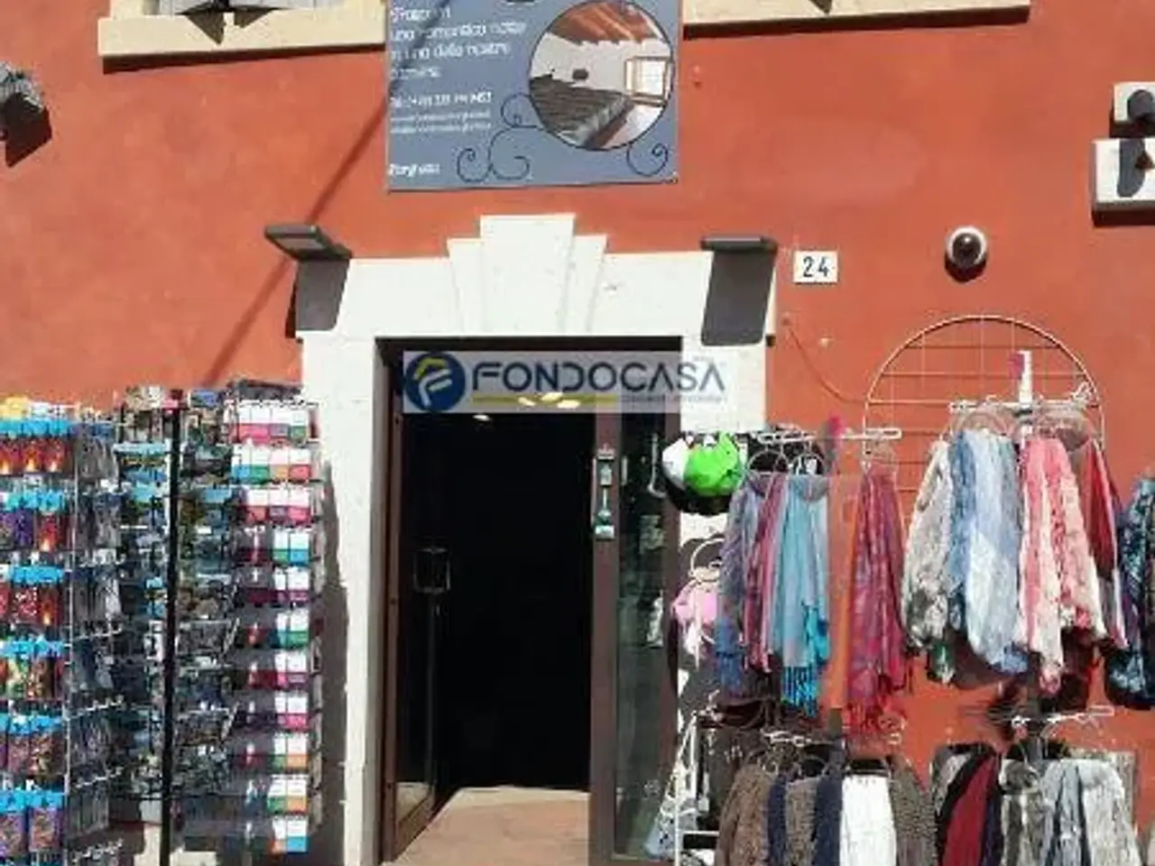 Negozio in Via Sanzio, Valeggio Sul Mincio, {3} - Foto 1