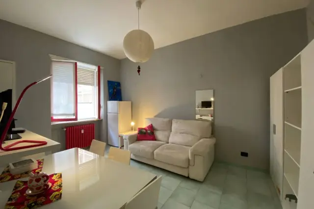 One-room flat in Via Nizza 62, Torino - Photo 1