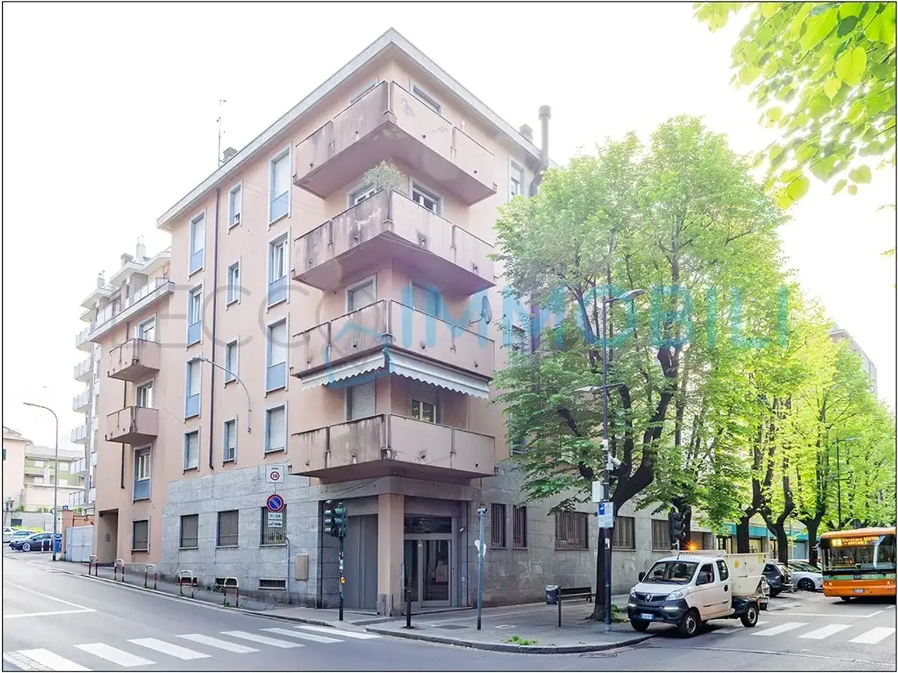 Ufficio in Viale Turati 48, Lecco, {3} - Foto 1