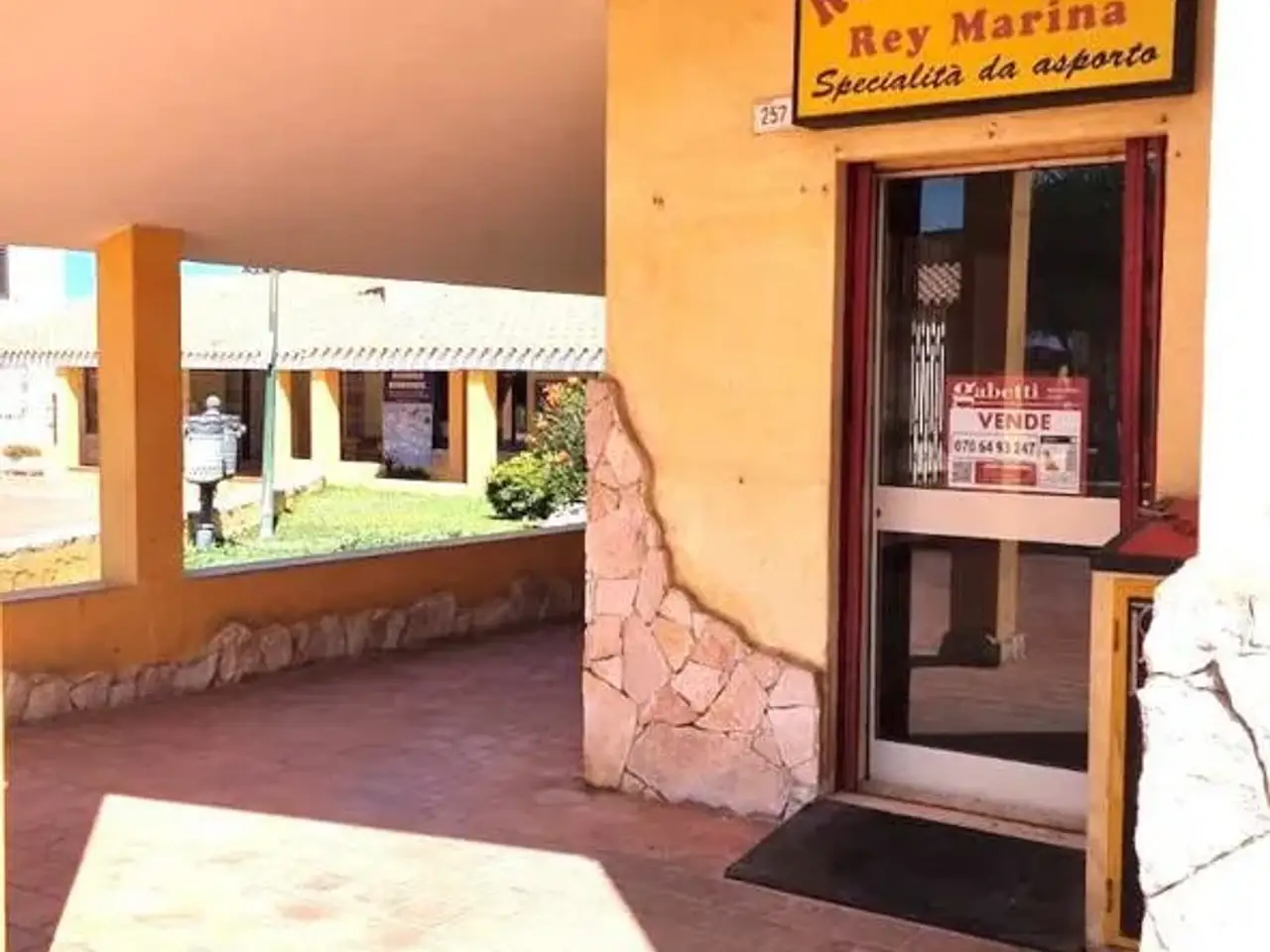 Negozio in Piazzetta Rei Marina, Muravera, {3} - Foto 2