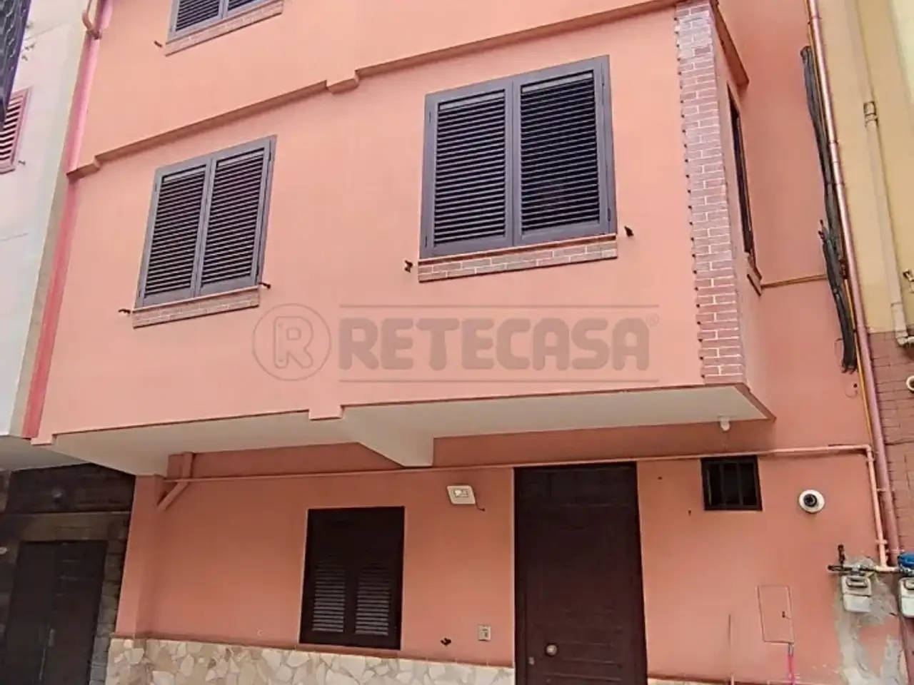 Palazzina commerciale in Via Giuseppe Musone, Marcianise, {3} - Foto 1