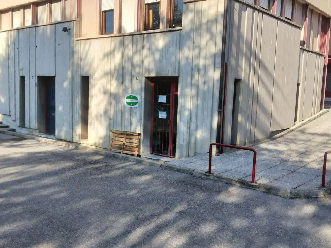 Negozio in , Mantova, {3} - Foto 1