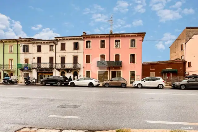 2-room flat in Via Unità d'Italia 40, Verona - Photo 1