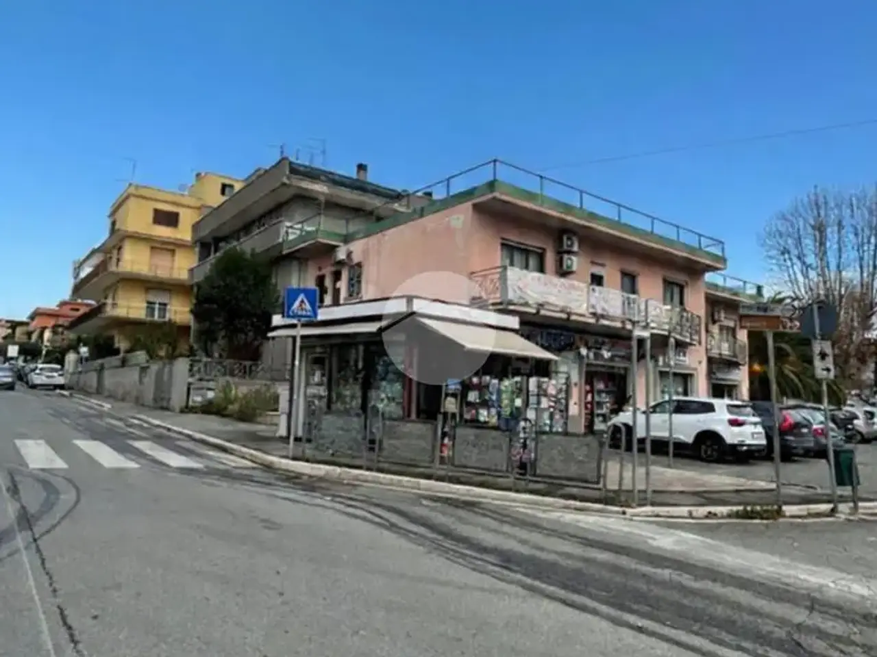 Negozio in Via Umberto Maddalena 74, Guidonia Montecelio, {3} - Foto 2