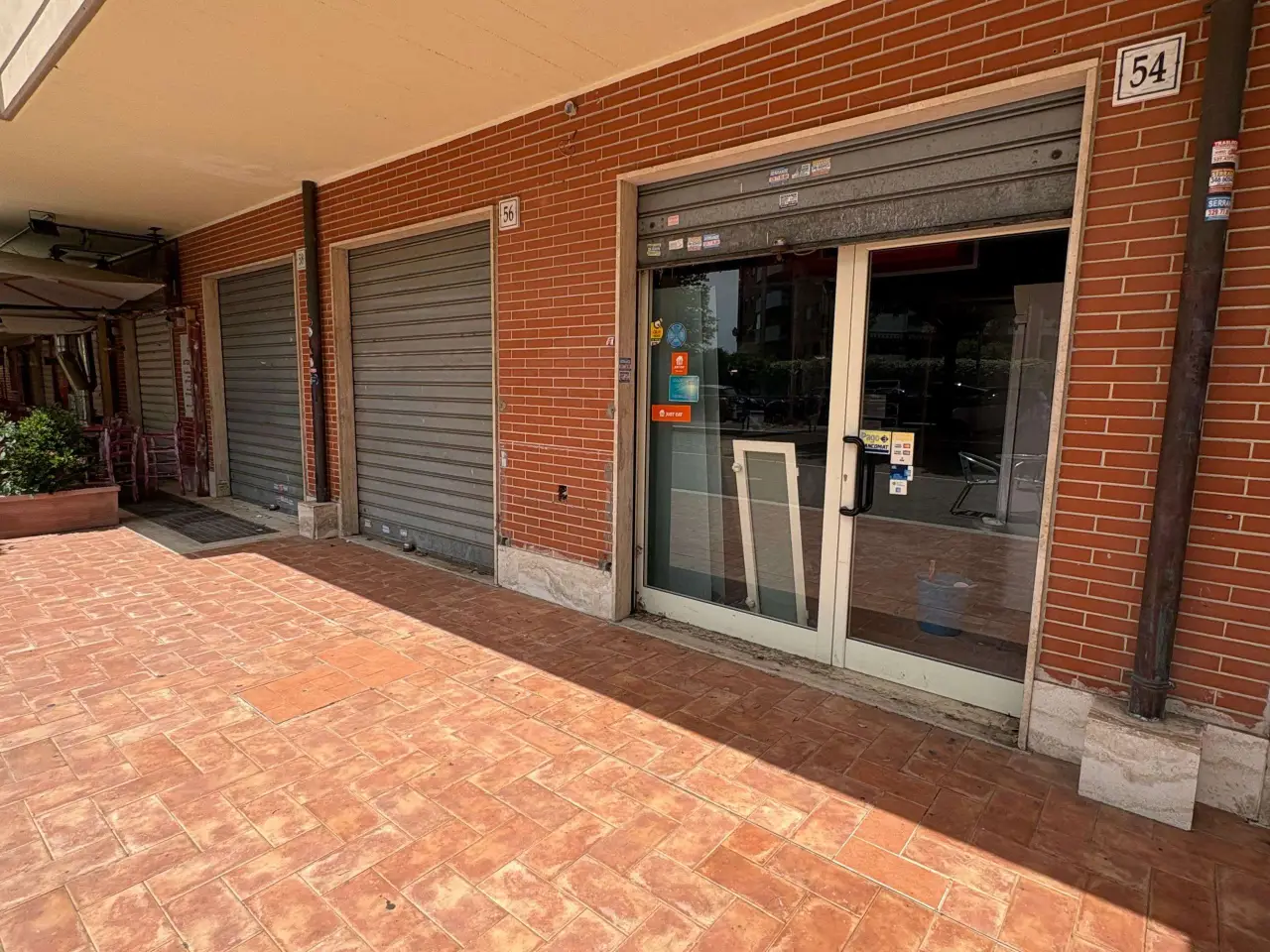Negozio in Via  Aurelio Galeppini, Roma, {3} - Foto 1