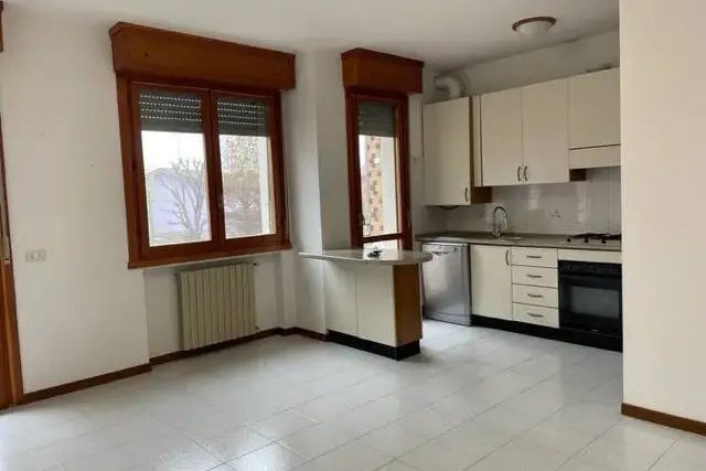 2-room flat in Via Ferdinando Santi, Felino - Photo 1