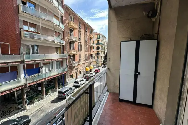 Vierzimmerwohnung in Via Torino 33, Savona - Foto 1