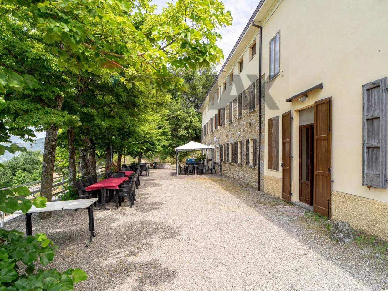 Negozio in Strada del Fagiano 31, Terenzo, {3} - Foto 1