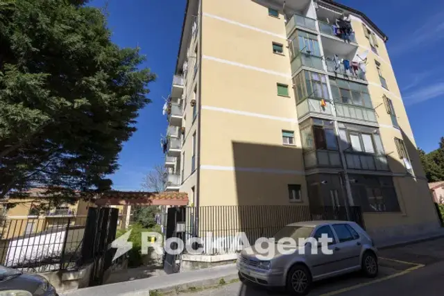 3-room flat in Via Menichini 2, Catanzaro - Photo 1