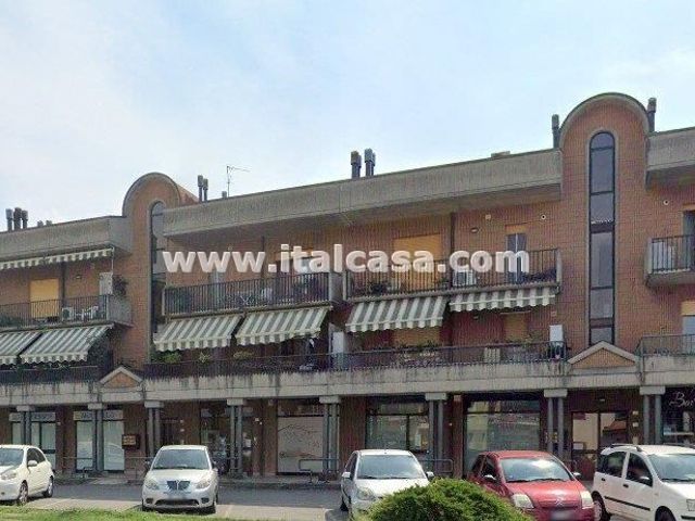 Trilocale in Via Silvio Pellico, Montello - Foto 1