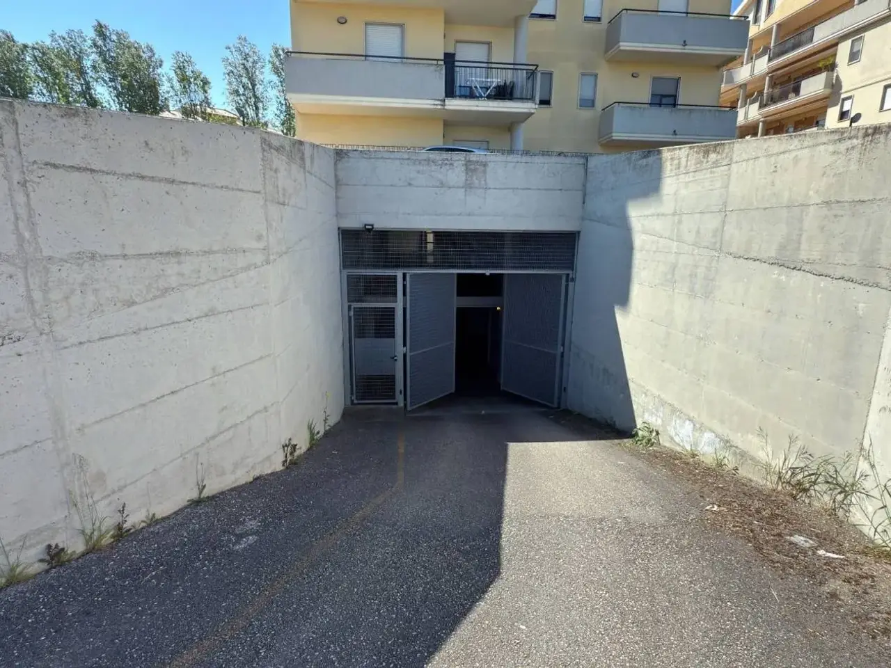 Parcheggio chiuso in Via Circonvallazione Istoniense, Vasto, {3} - Foto 1