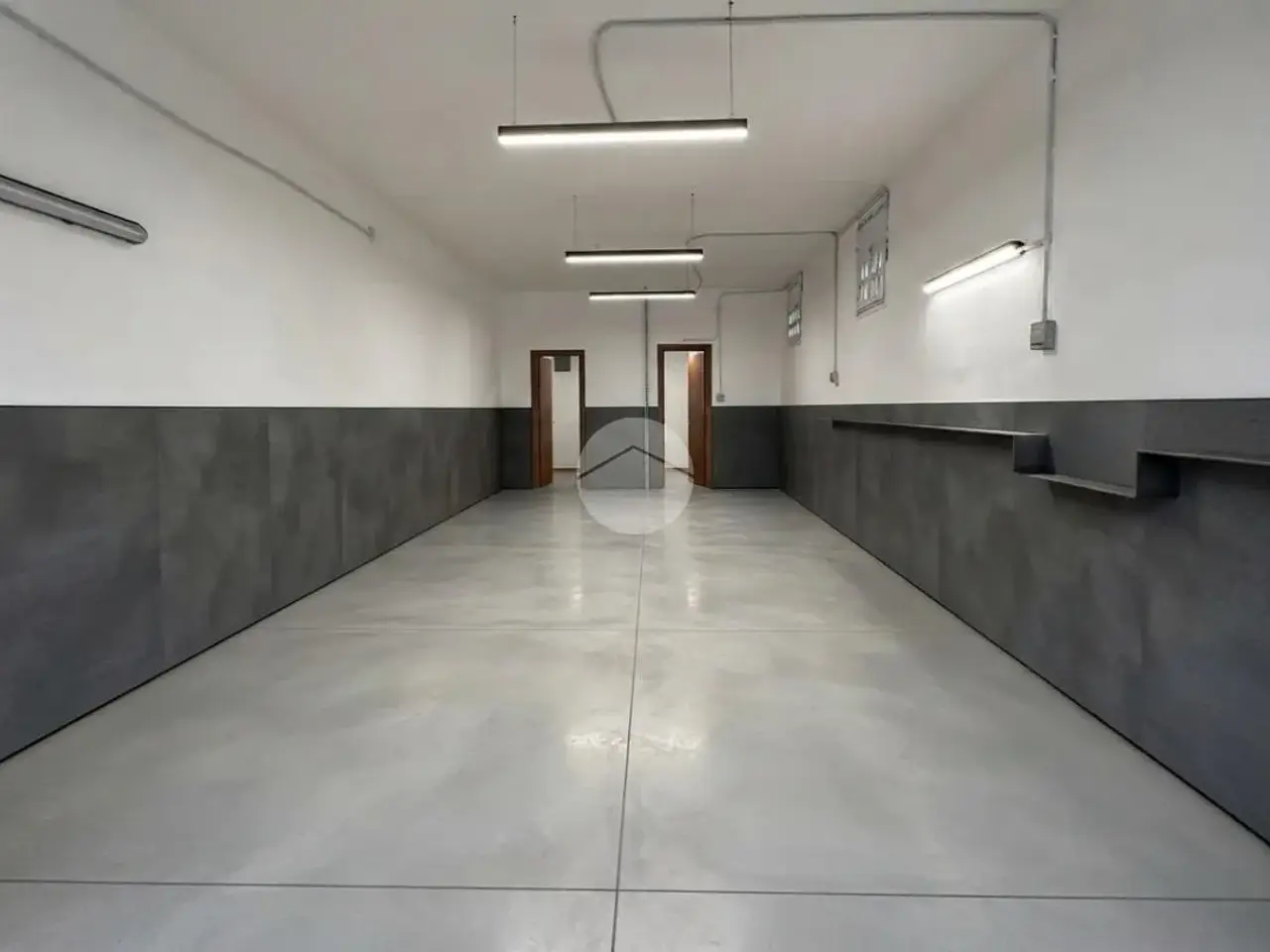 Negozio in Via Salvatore di Giacomo 7, Pozzuoli, {3} - Foto 2
