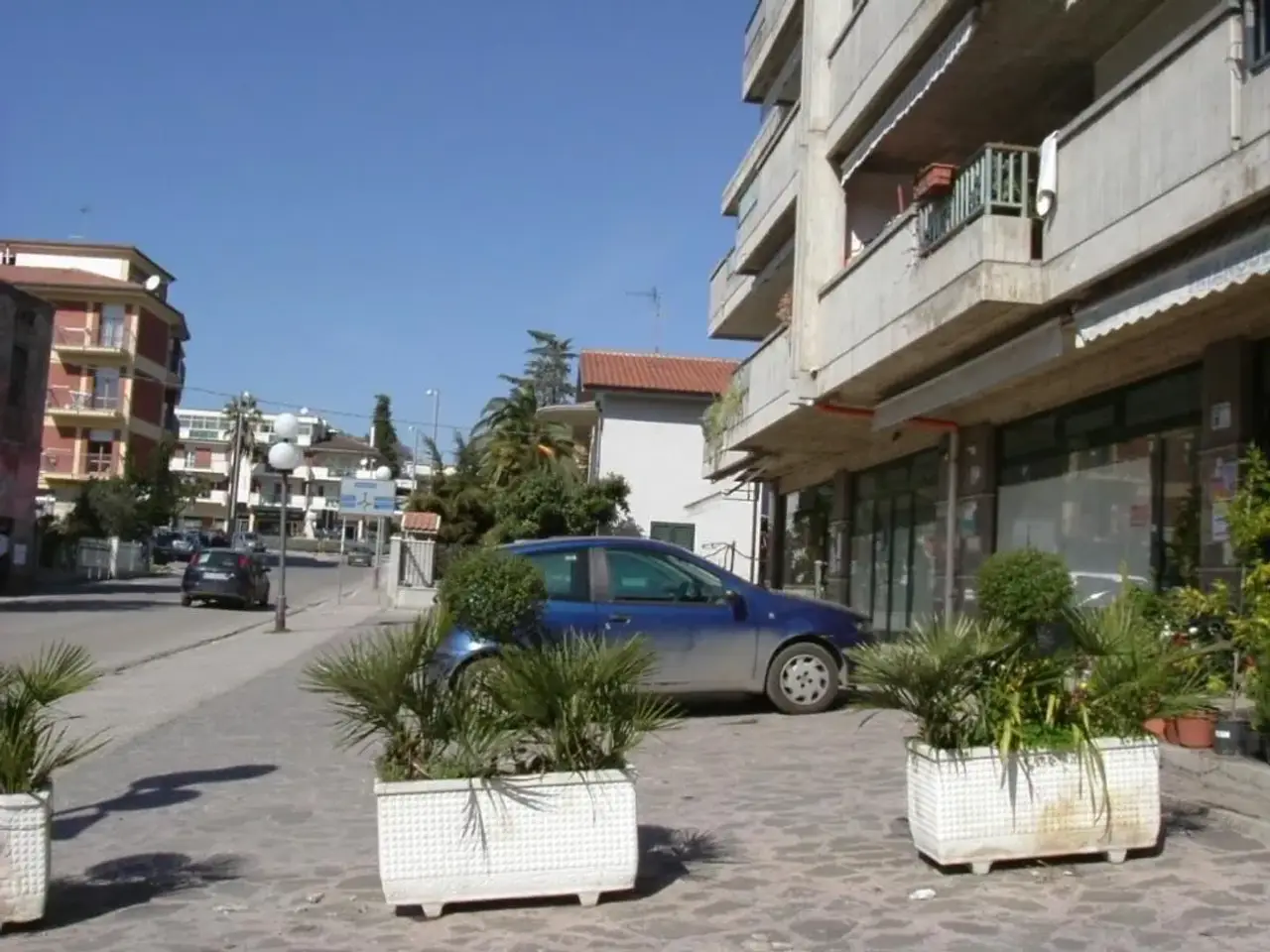 Negozio in , Spinetoli, {3} - Foto 2