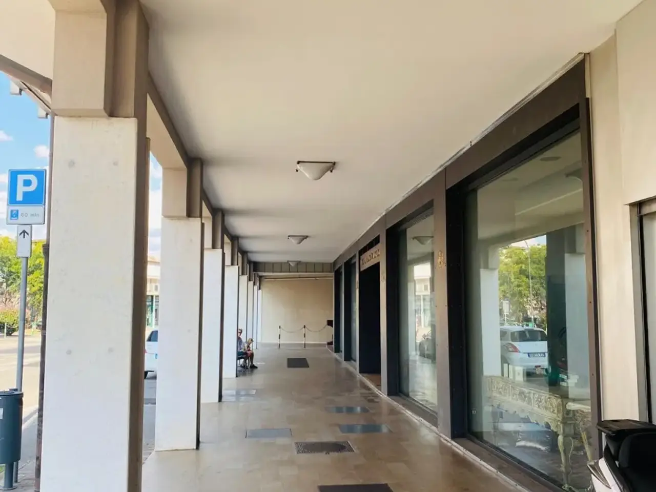Negozio in Via Armando Diaz, Abano Terme, {3} - Foto 2