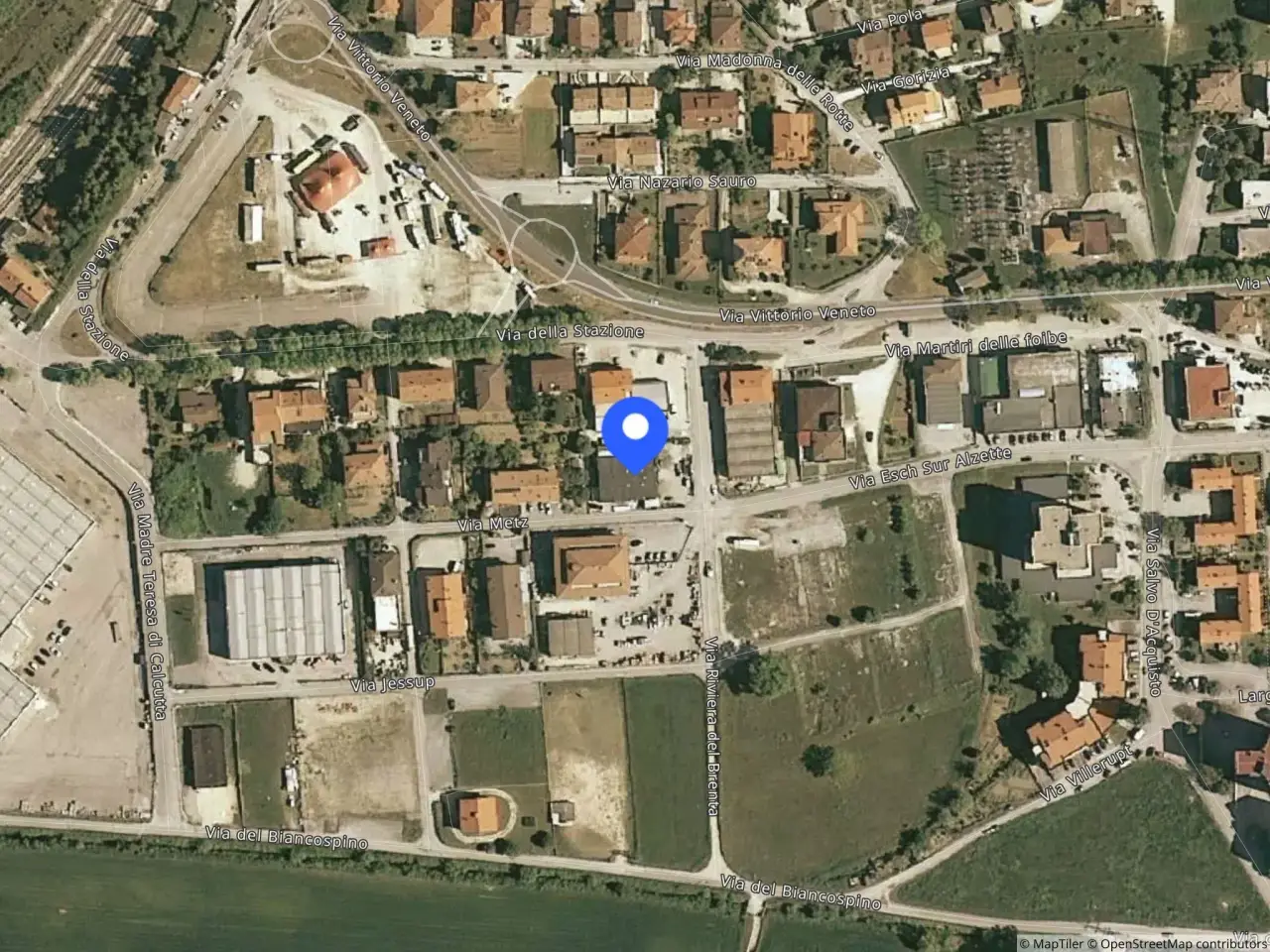 Laboratorio in Via Metz, 2 2, Gualdo Tadino, {3} - Foto 1