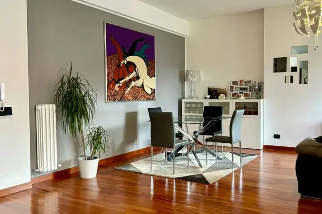 main gallery real estate image