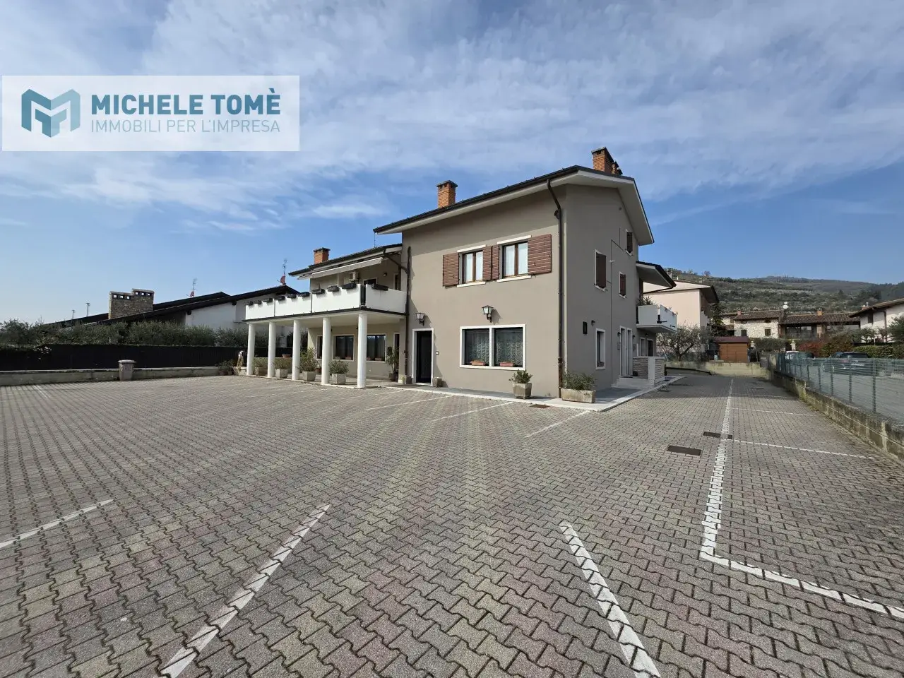 Negozio in Strada Provinciale 4, Sant'Ambrogio Di Valpolicella, {3} - Foto 1