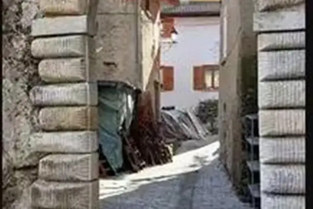 Einfamilienhaus in {3}, Frazione Cadreglio - Foto 1