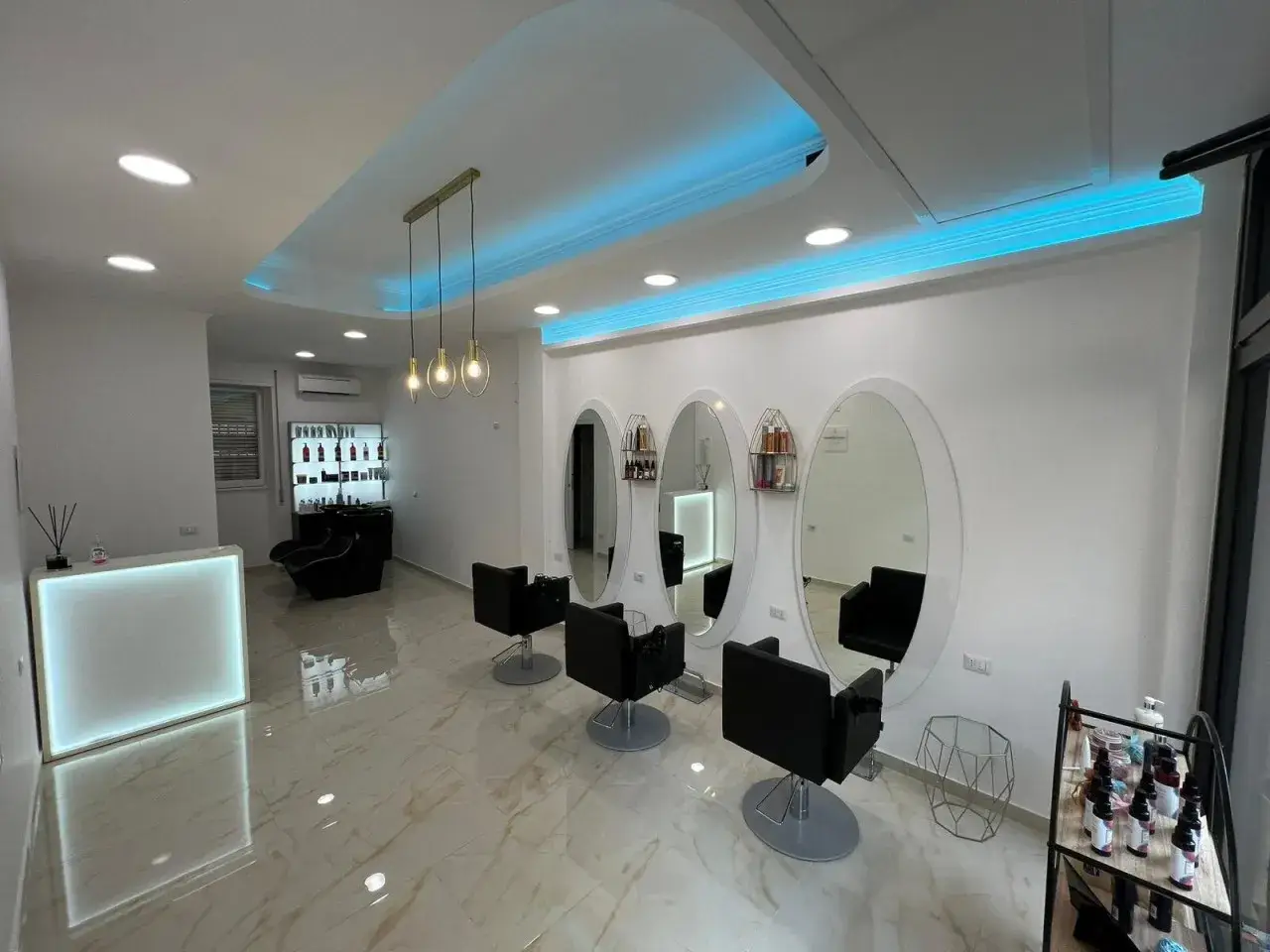 Palazzina commerciale in Via Ferdinando Palasciano 21, Roma, {3} - Foto 1