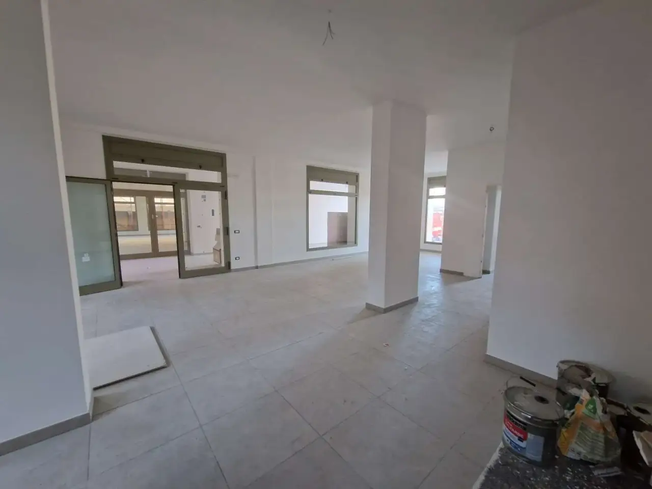 Negozio in Via Vallisneri, Scandiano, {3} - Foto 1