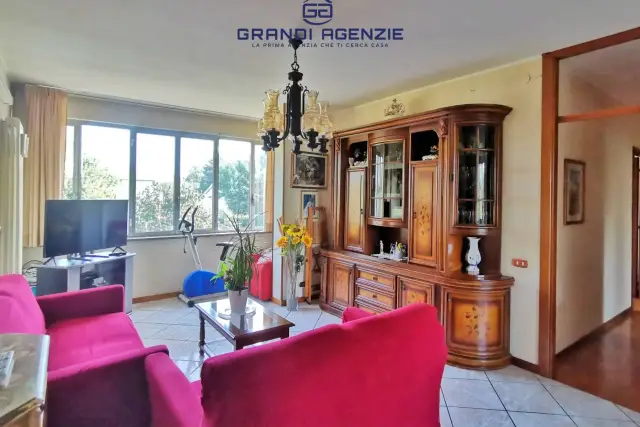 4-room flat in Via Gioacchino Rossini, Montechiarugolo - Photo 1