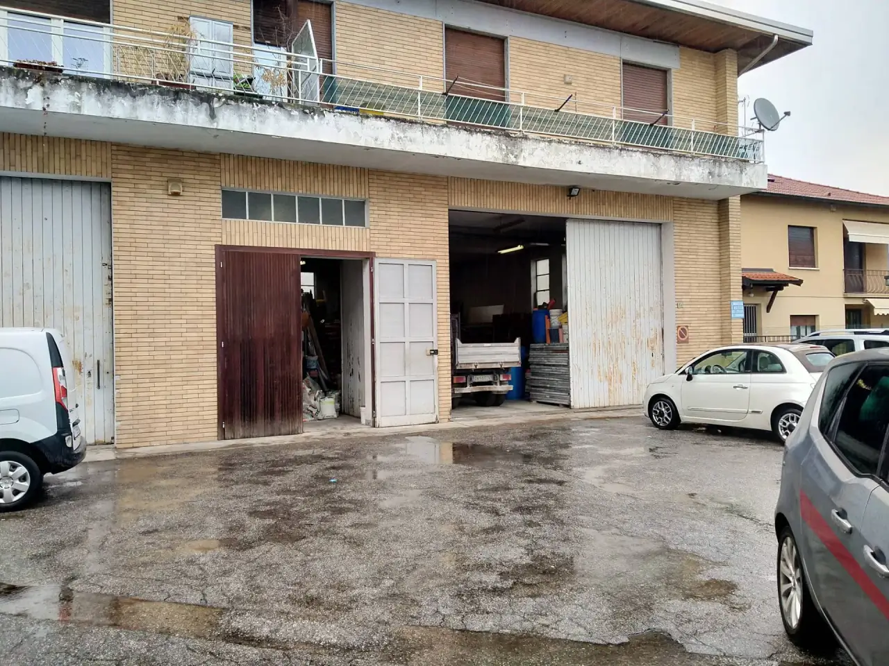 Negozio in Uguaglianza 27, Vergiate, {3} - Foto 2
