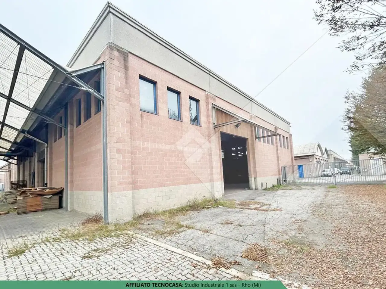 Capannone in Via San Martino, Rho, {3} - Foto 1