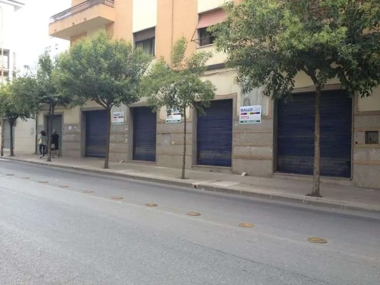 Negozio in Via Panebianco, 87100, Cosenza, Cosenza, {3} - Foto 1