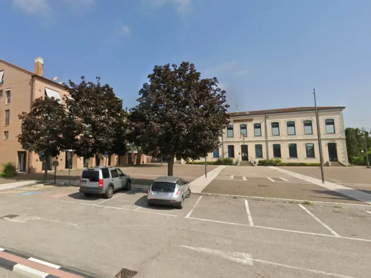 Ufficio in Piazza Sandro Pertini, Ospedaletto Euganeo, {3} - Foto 1