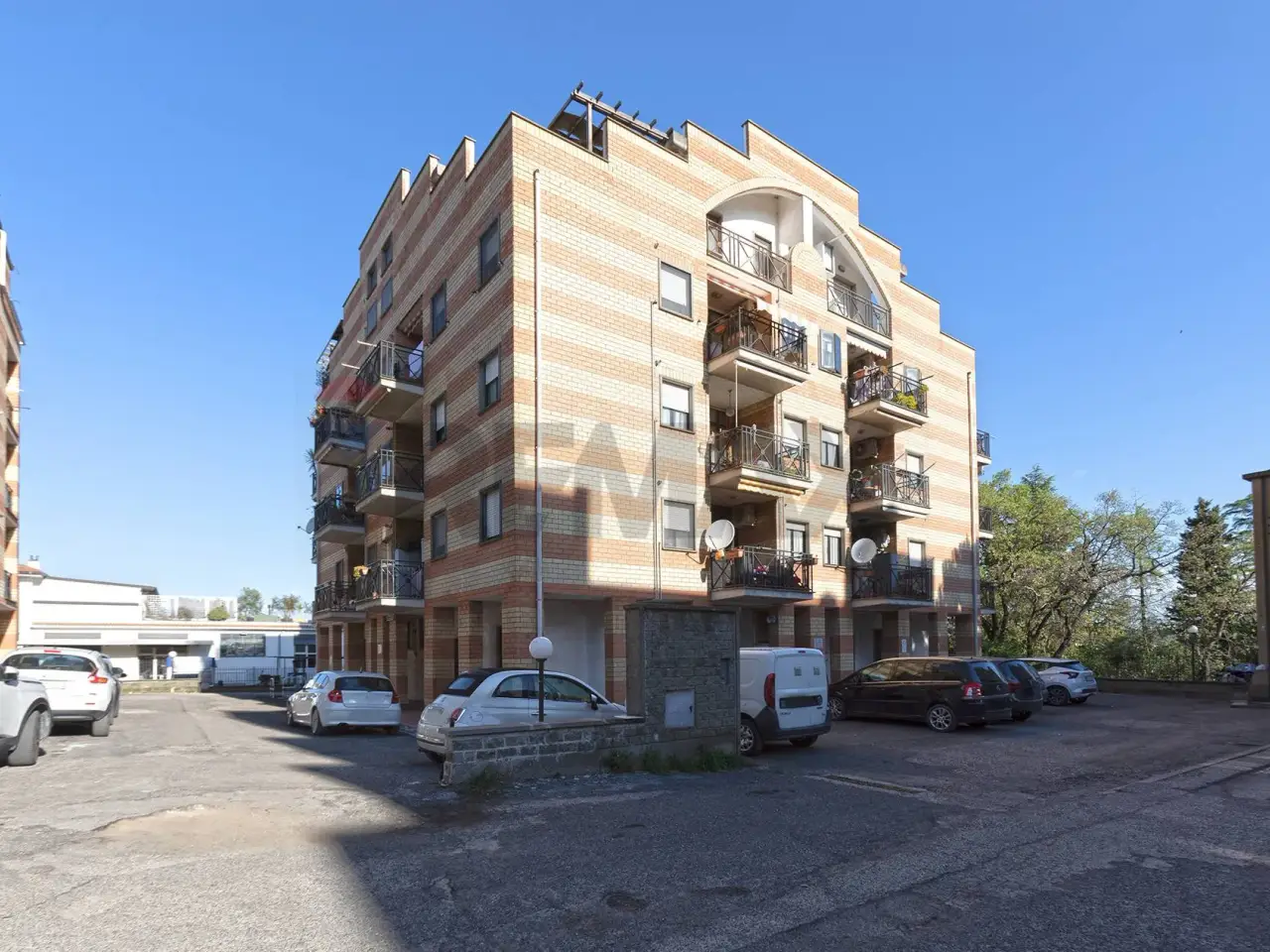 Ufficio in Via Cava di Gorga 12, Viterbo, {3} - Foto 1