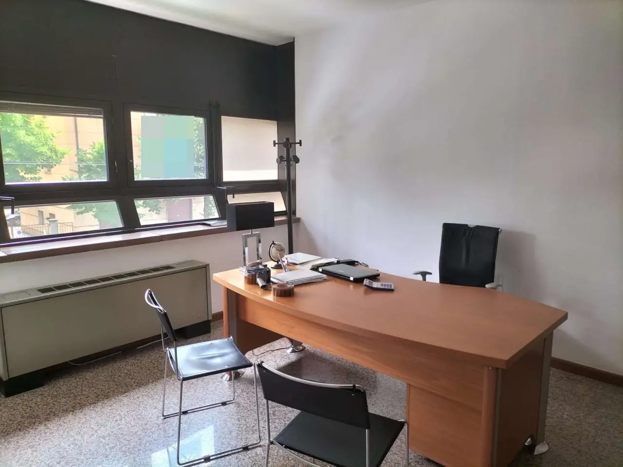 Ufficio in Viale Amendola, Modena, {3} - Foto 1