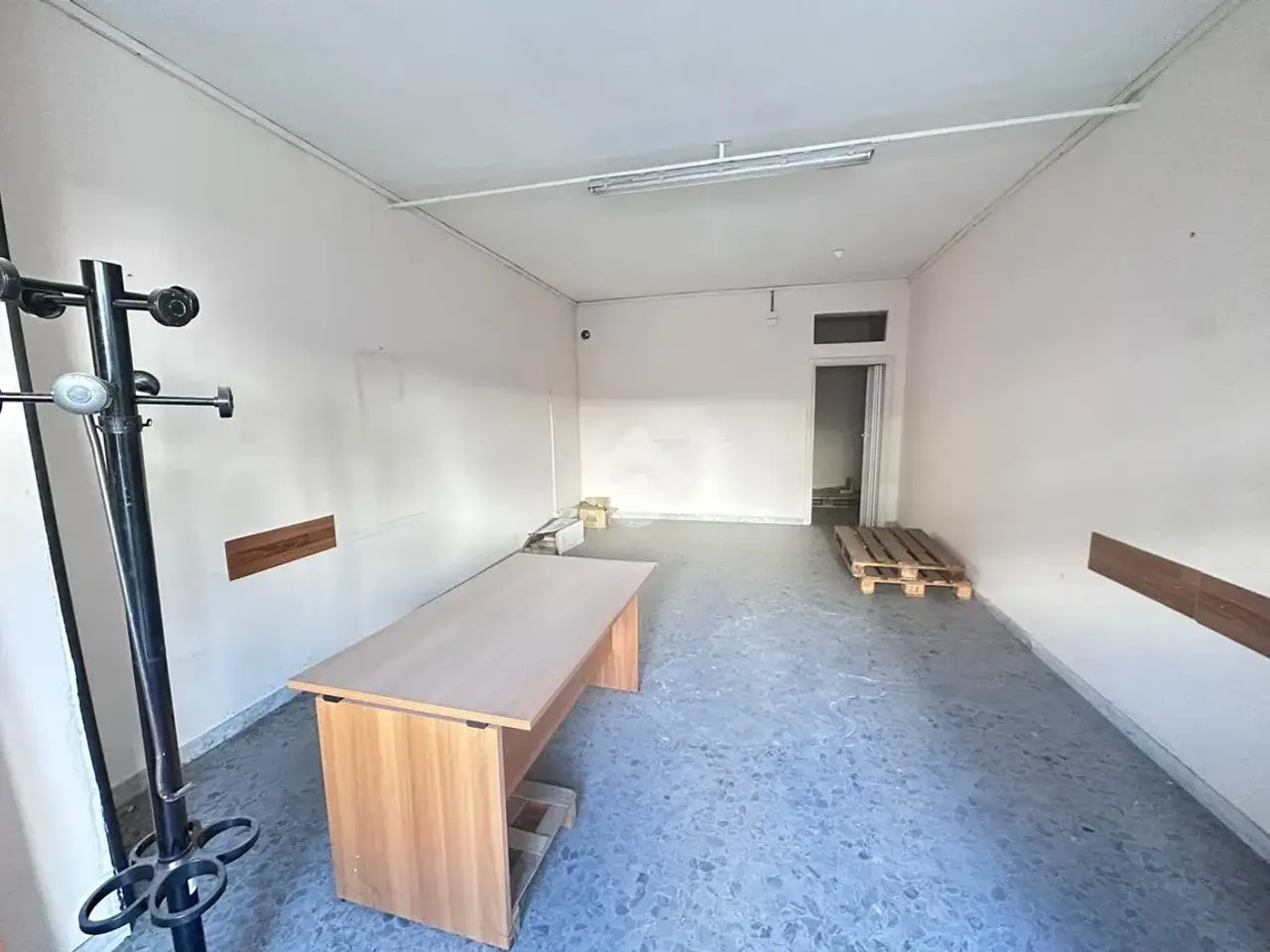 Negozio in Via Fratelli Rosselli 48, Napoli, {3} - Foto 2