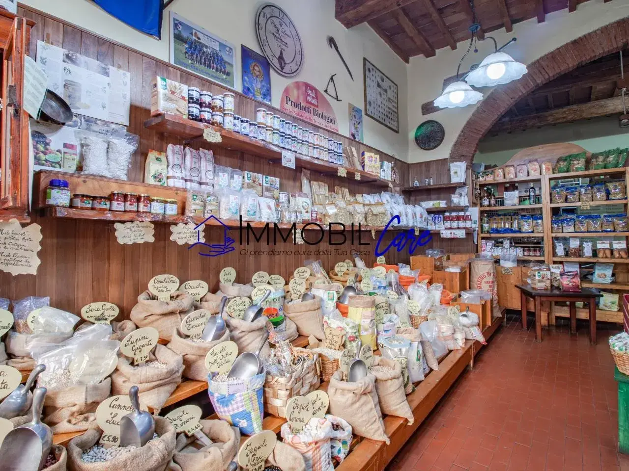 Locale commerciale in , Livorno, {3} - Foto 2