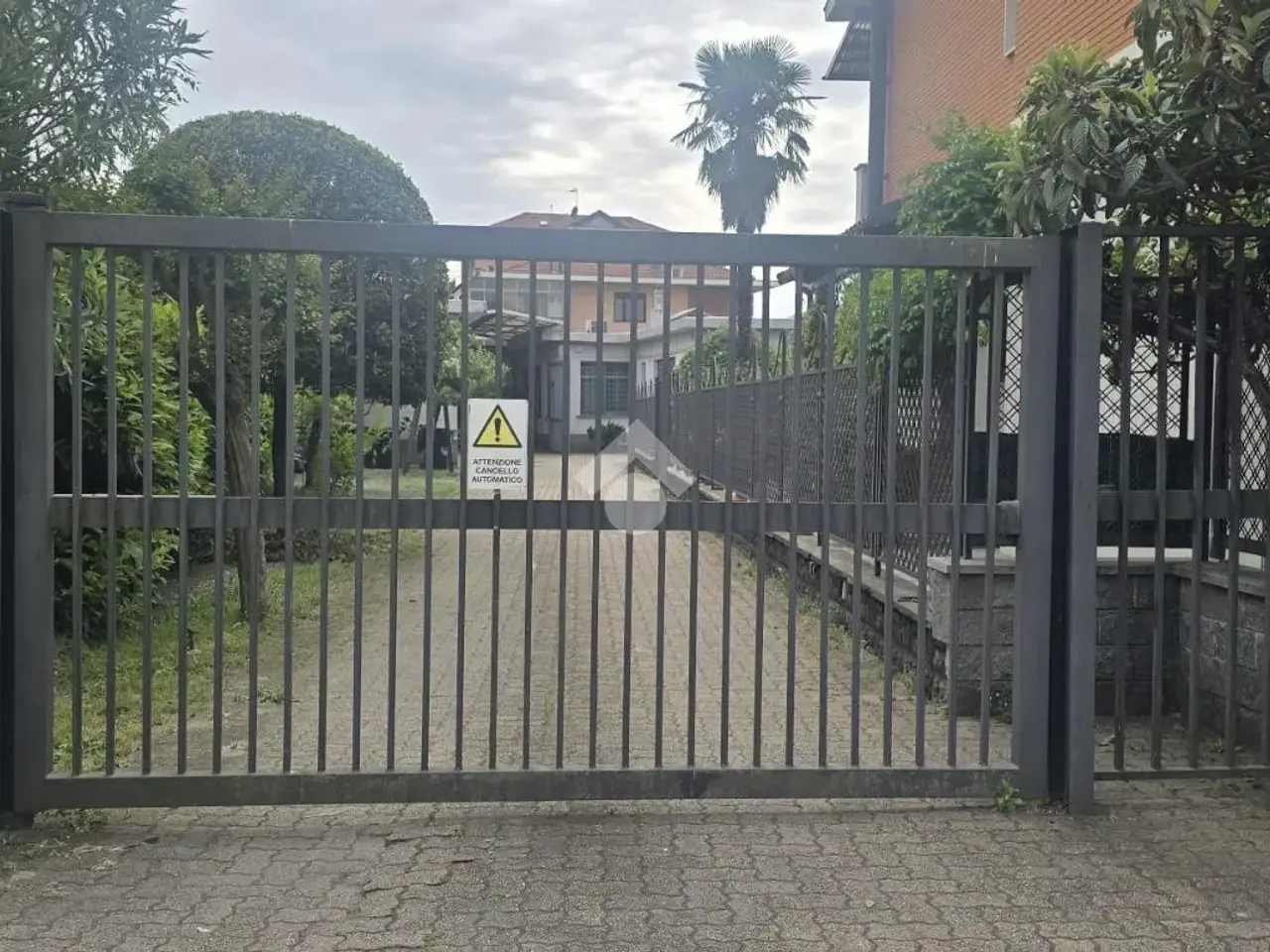 Laboratorio in Str. dei Biasoni 39, Torino, {3} - Foto 1